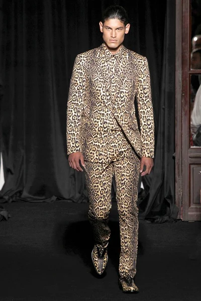 Look 36